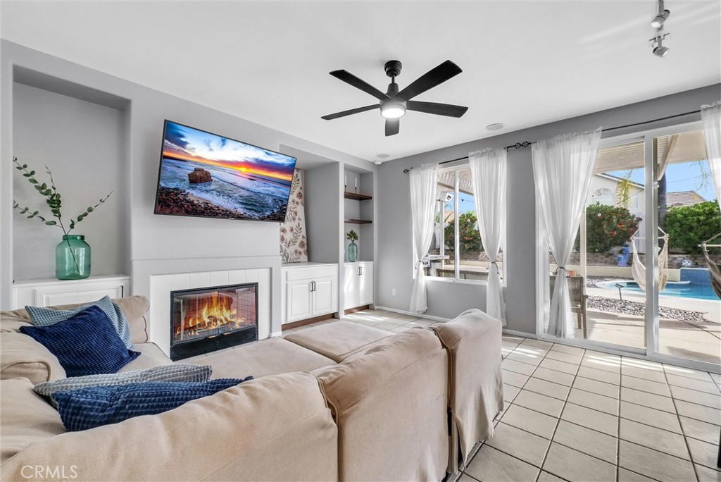 24550 Avenida Arconte