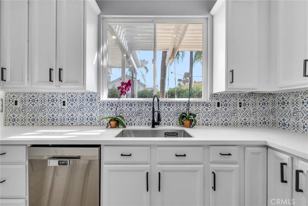 24550 Avenida Arconte