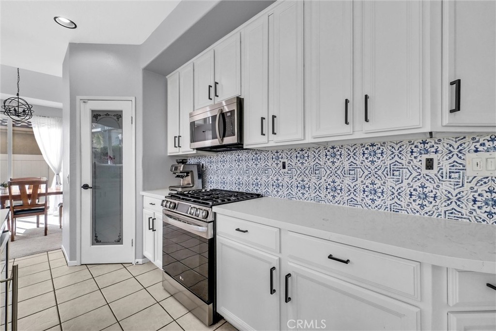 24550 Avenida Arconte