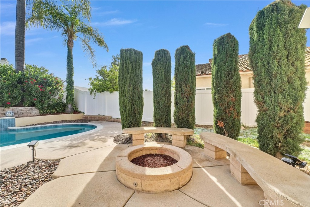 24550 Avenida Arconte