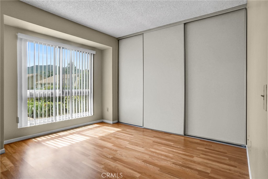 25124 Village 25