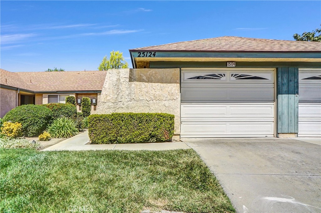 25124 Village 25