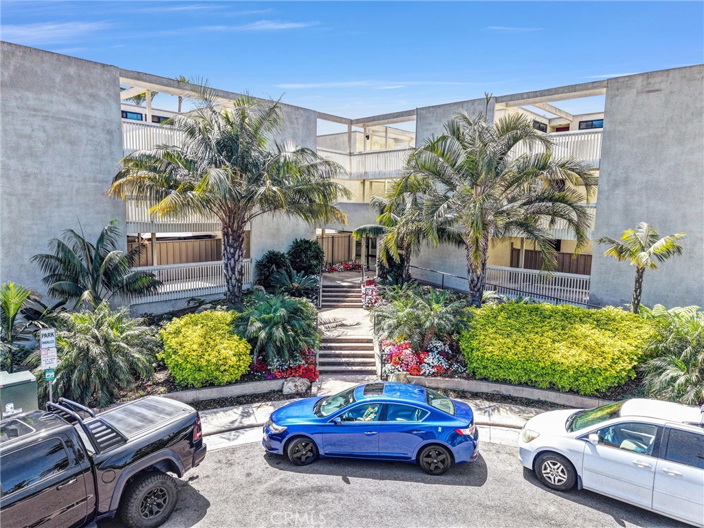 4513 Cove Drive 17