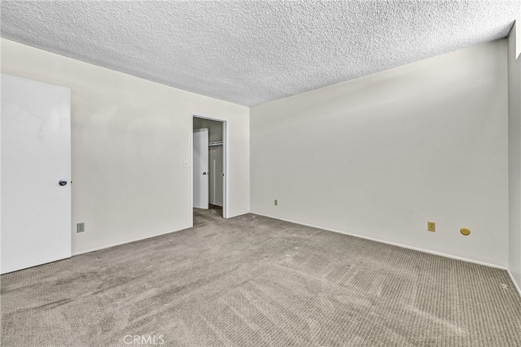 4513 Cove Drive 17