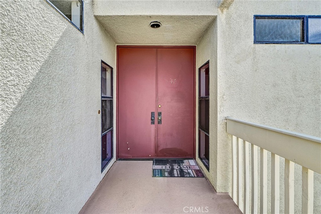 4513 Cove Drive 17