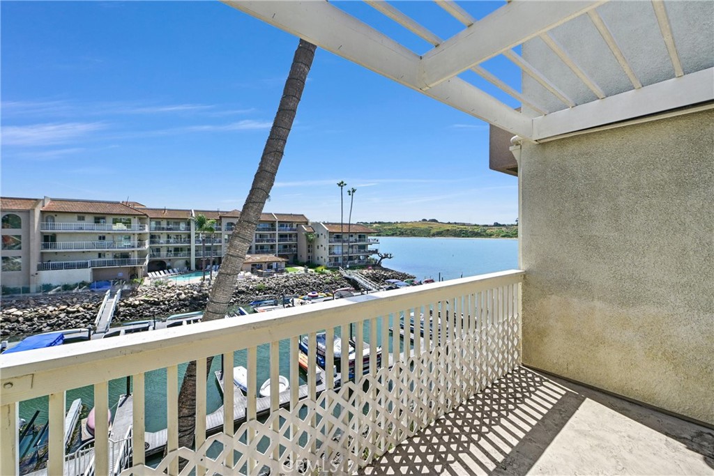 4513 Cove Drive 17
