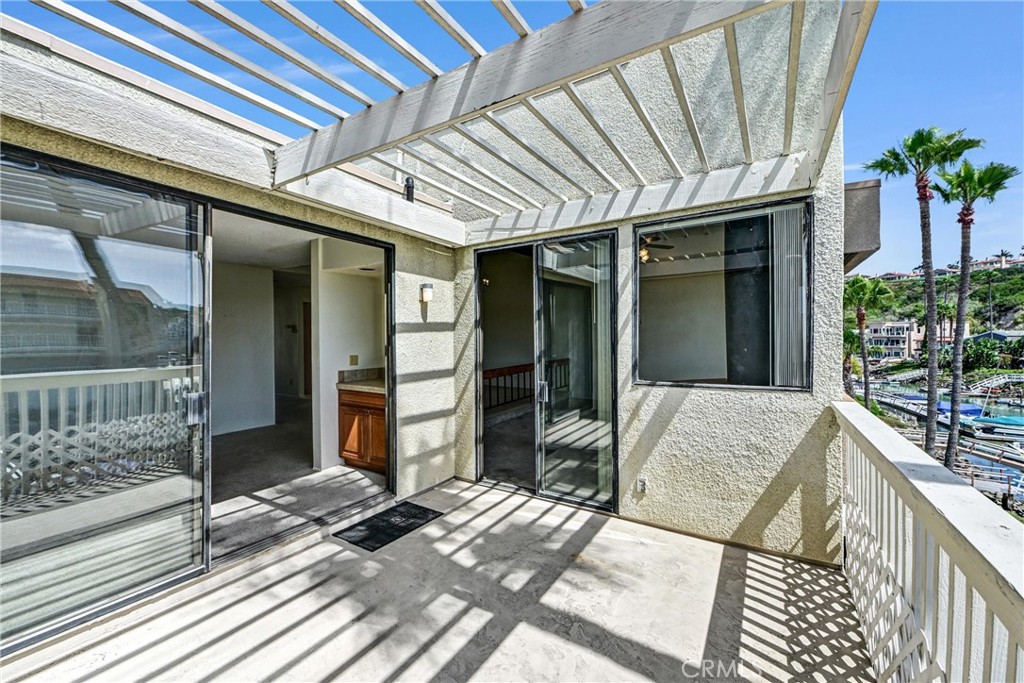 4513 Cove Drive 17