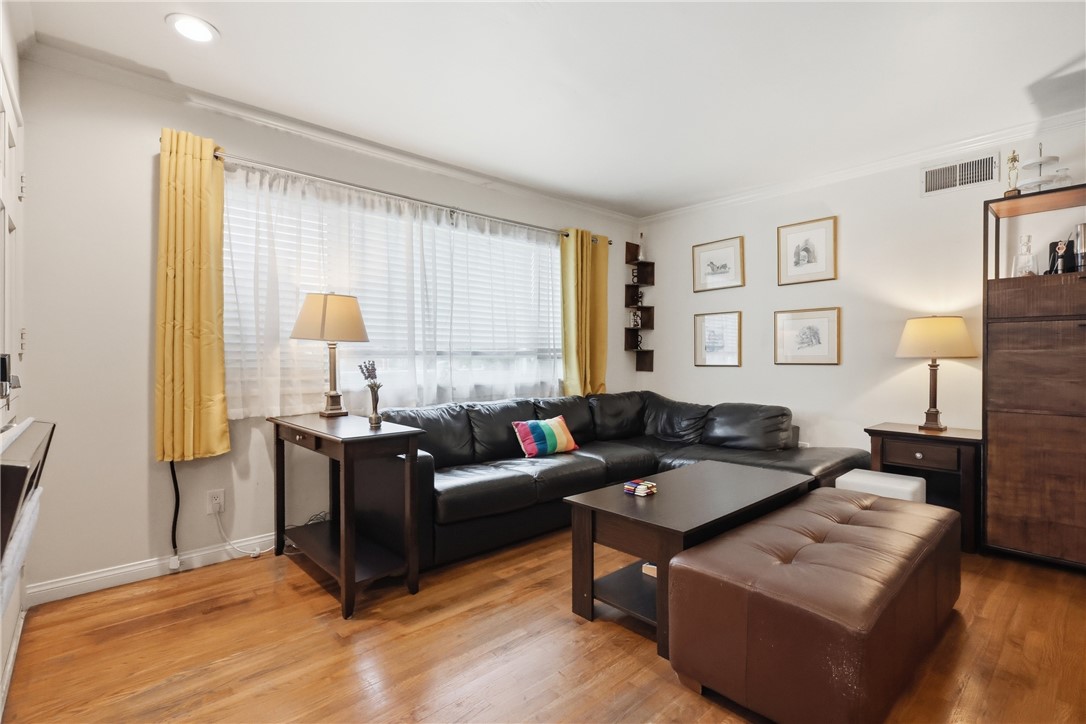 526 N Handy