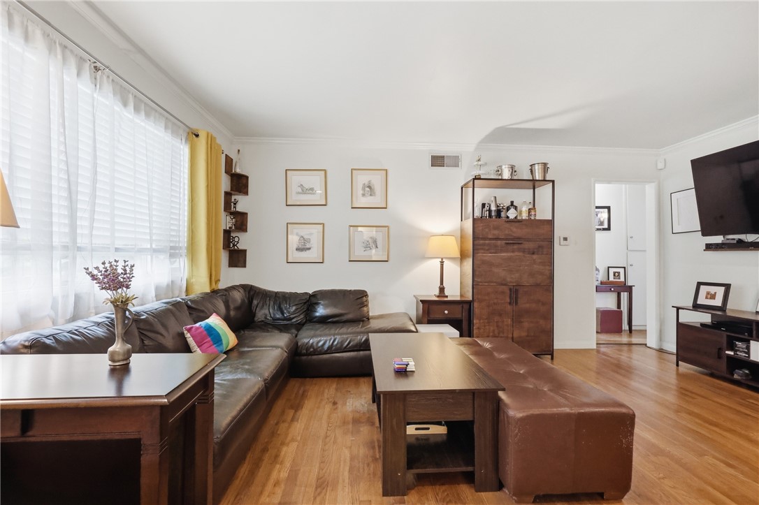 526 N Handy