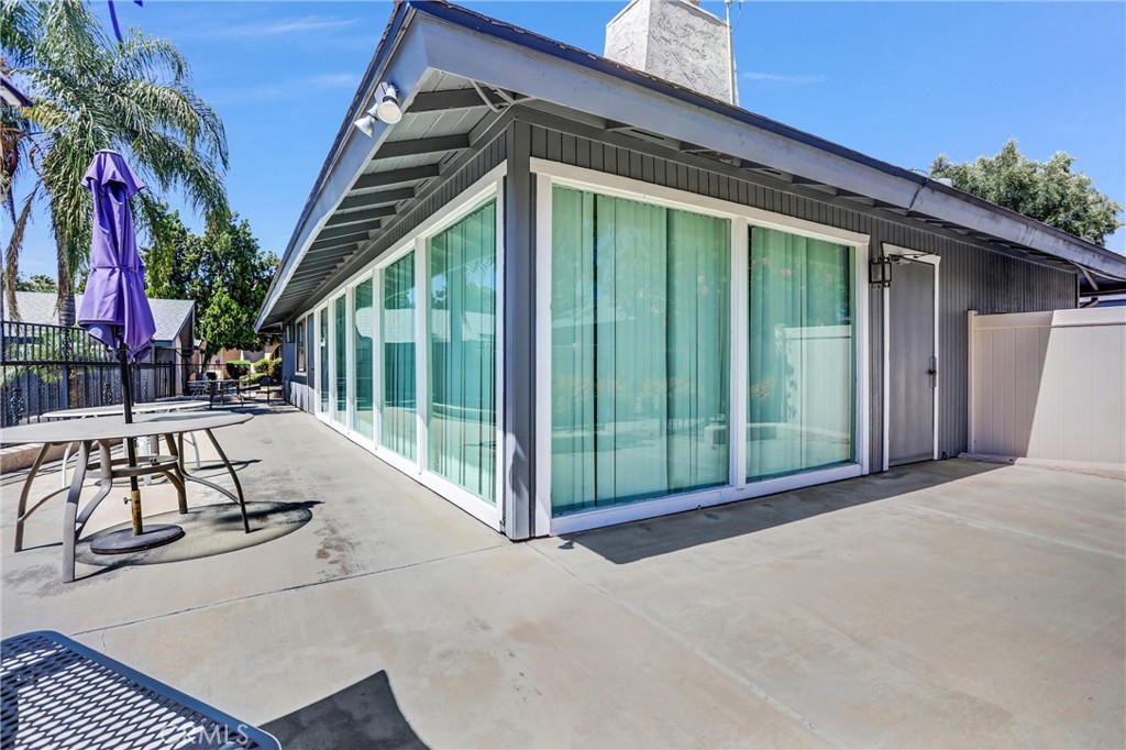 2891 Canyon Crest 15