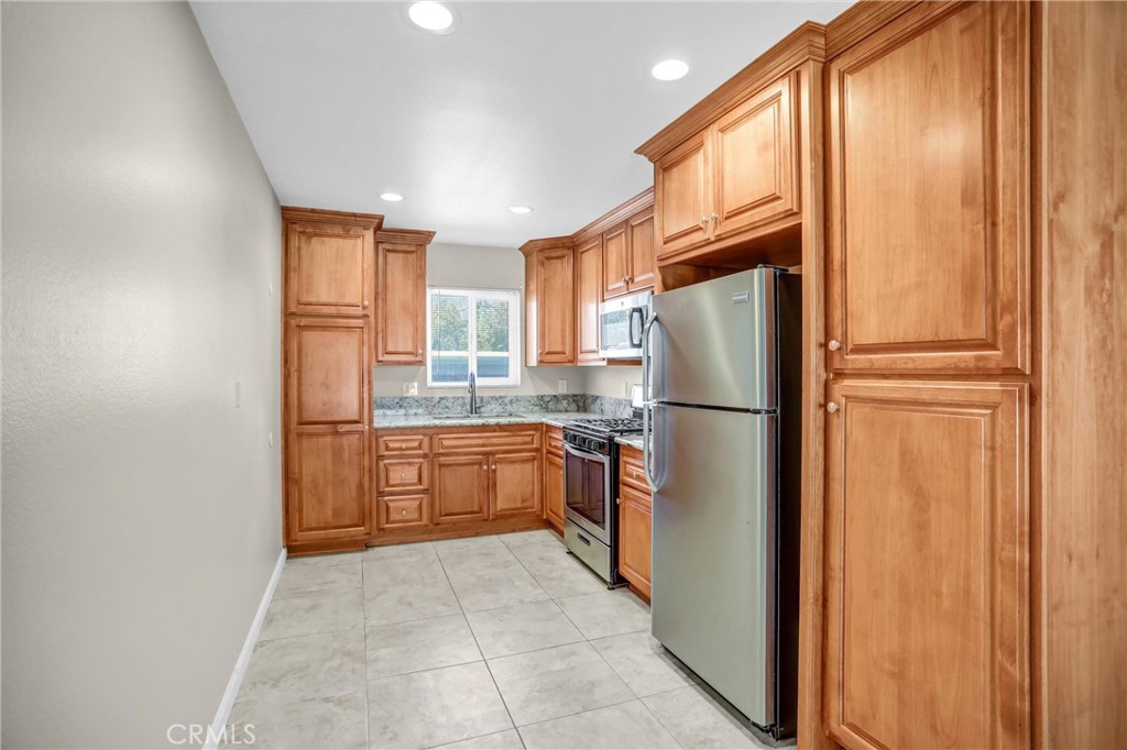 2891 Canyon Crest 15