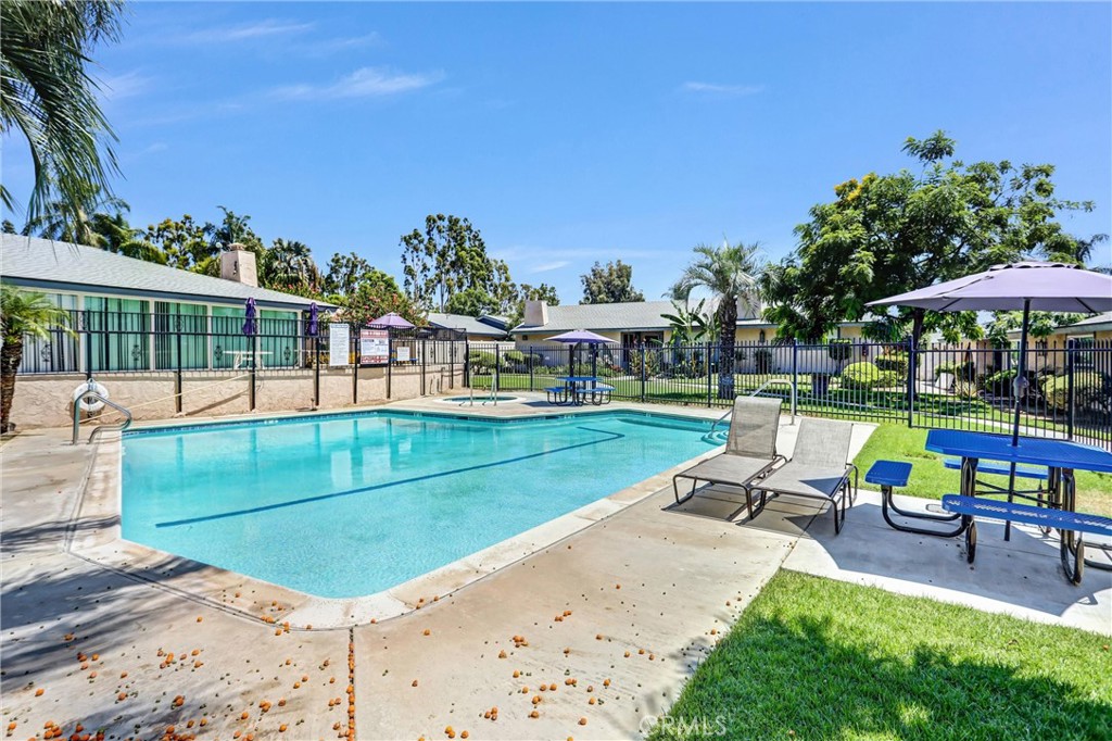 2891 Canyon Crest 15