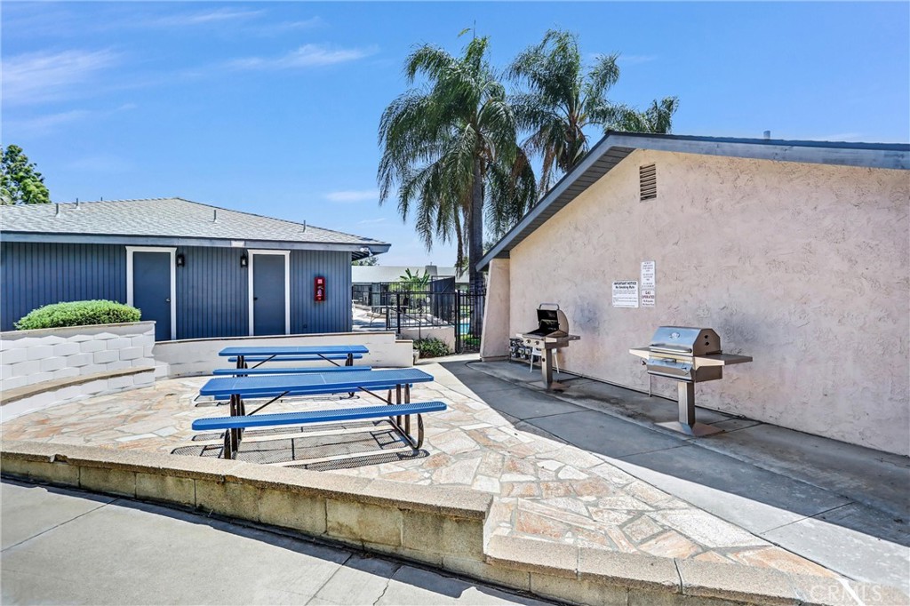 2891 Canyon Crest 15