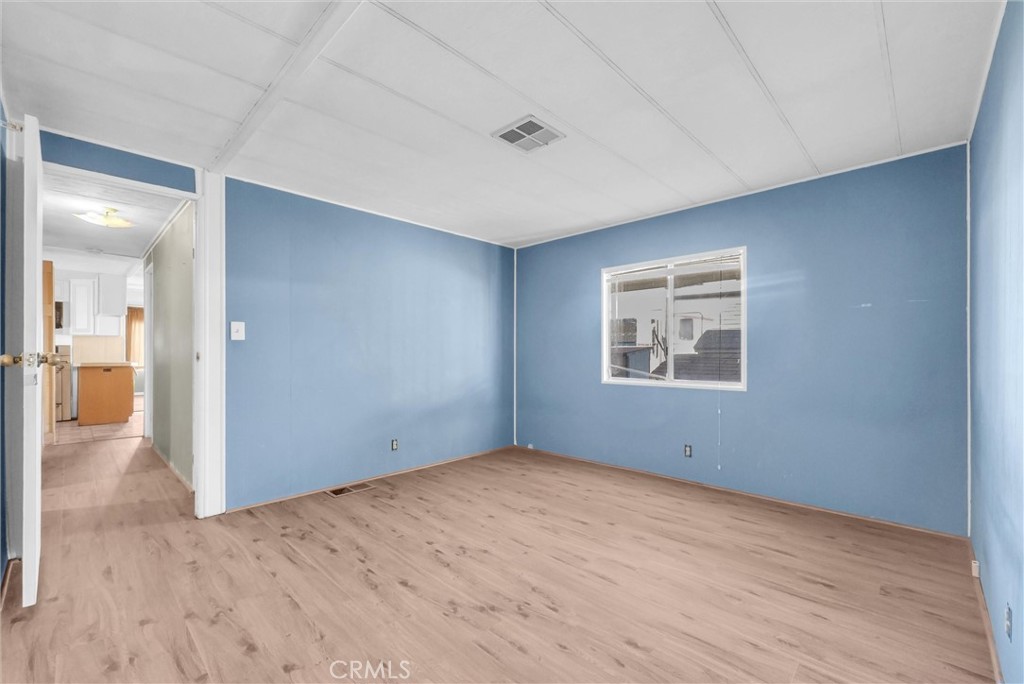716 N Grand Ave. D7