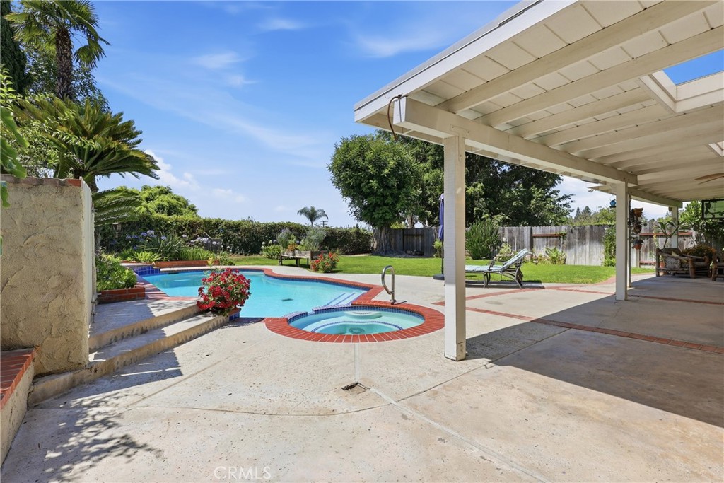 17722 Seminole