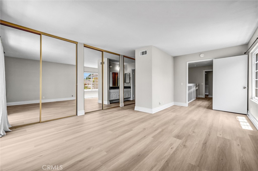 4 Hickory Tree Lane