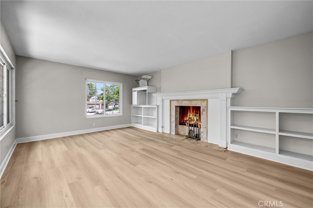 4 Hickory Tree Lane