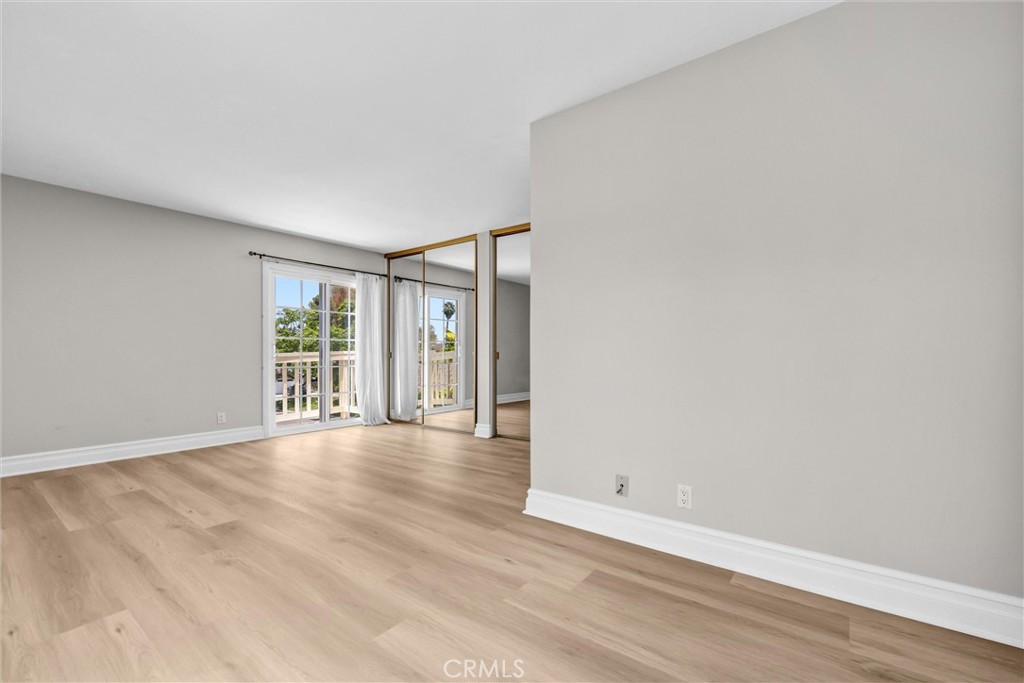 4 Hickory Tree Lane