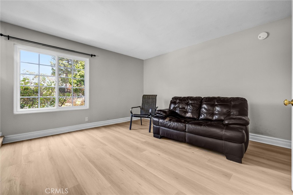 4 Hickory Tree Lane