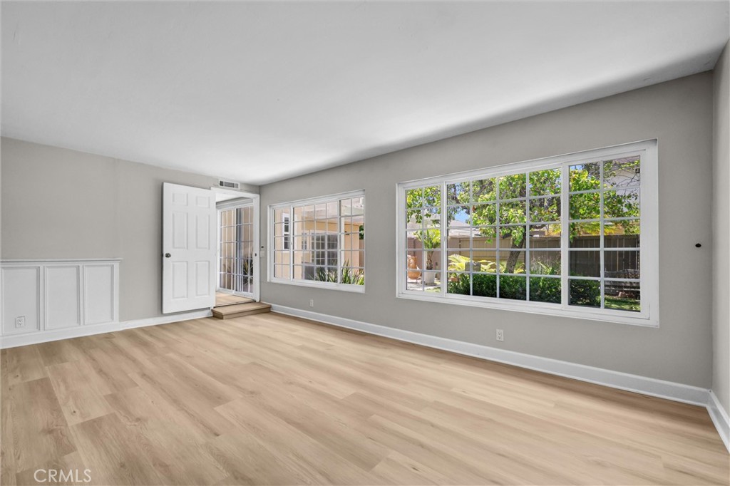 4 Hickory Tree Lane