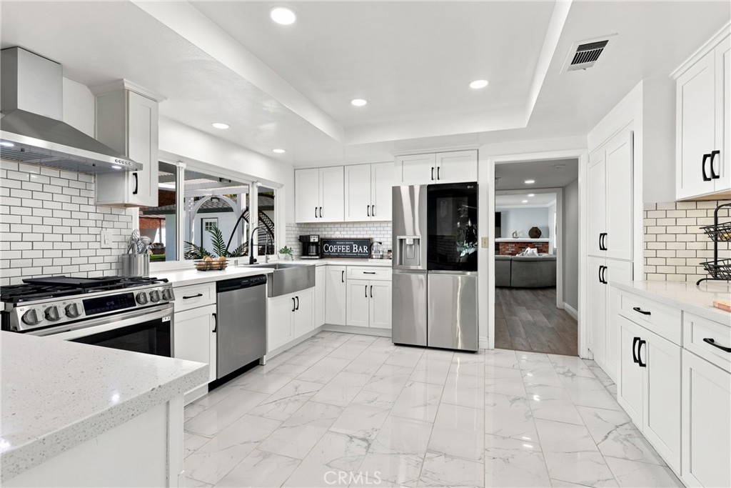 573 N Jalapa