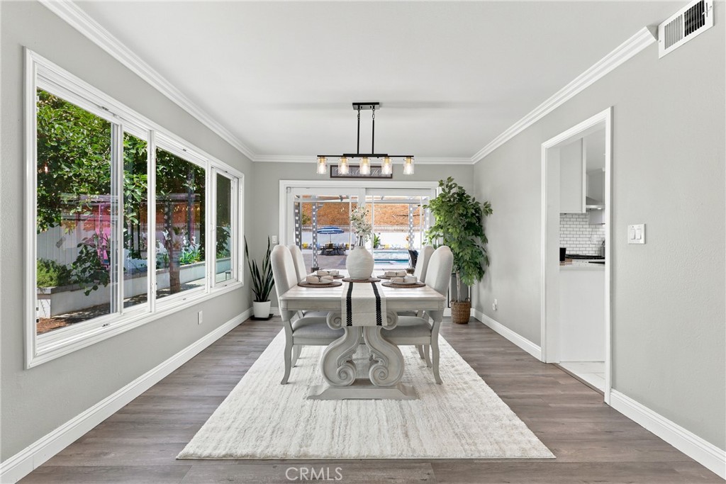 573 N Jalapa