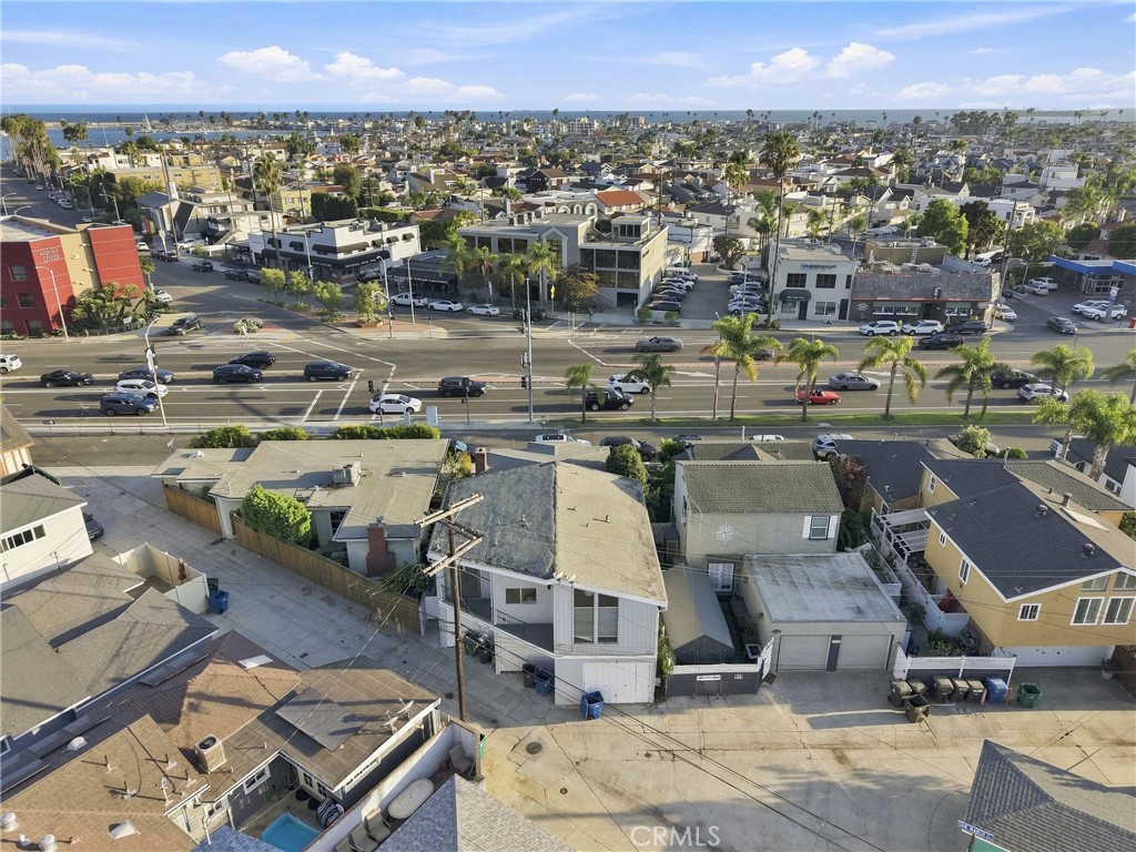 5829 E 2nd