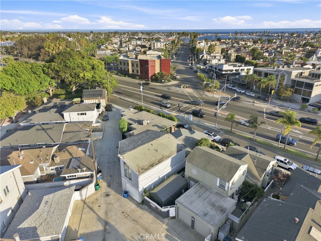 5829 E 2nd