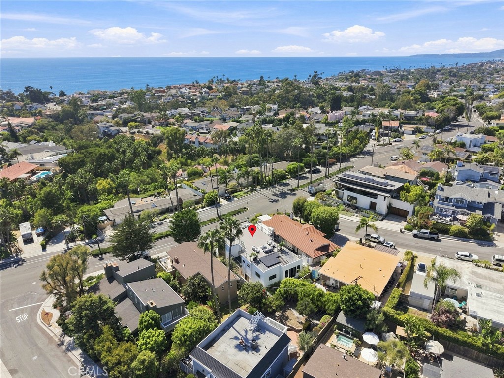 2103 Ola Vista