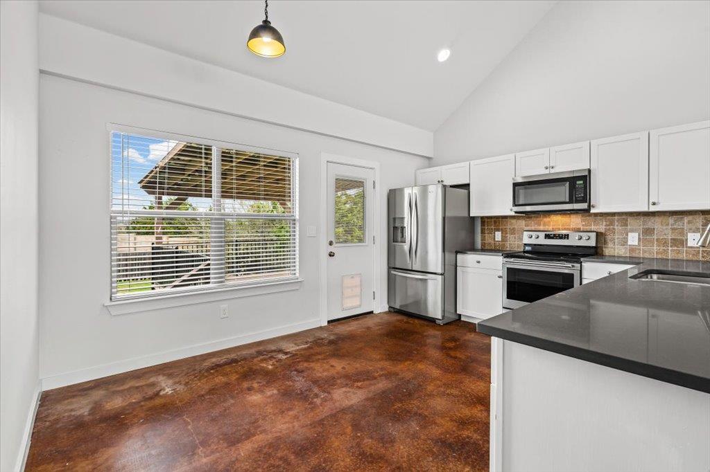 9913 Little Creek CIR