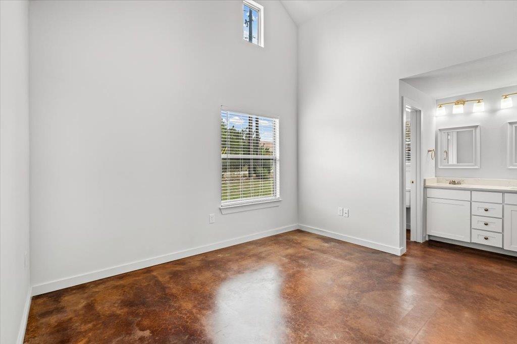 9913 Little Creek CIR