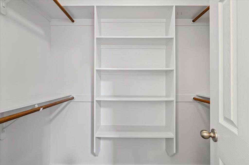 9913 Little Creek CIR