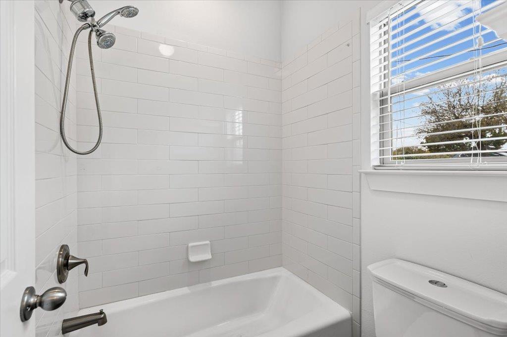 9913 Little Creek CIR