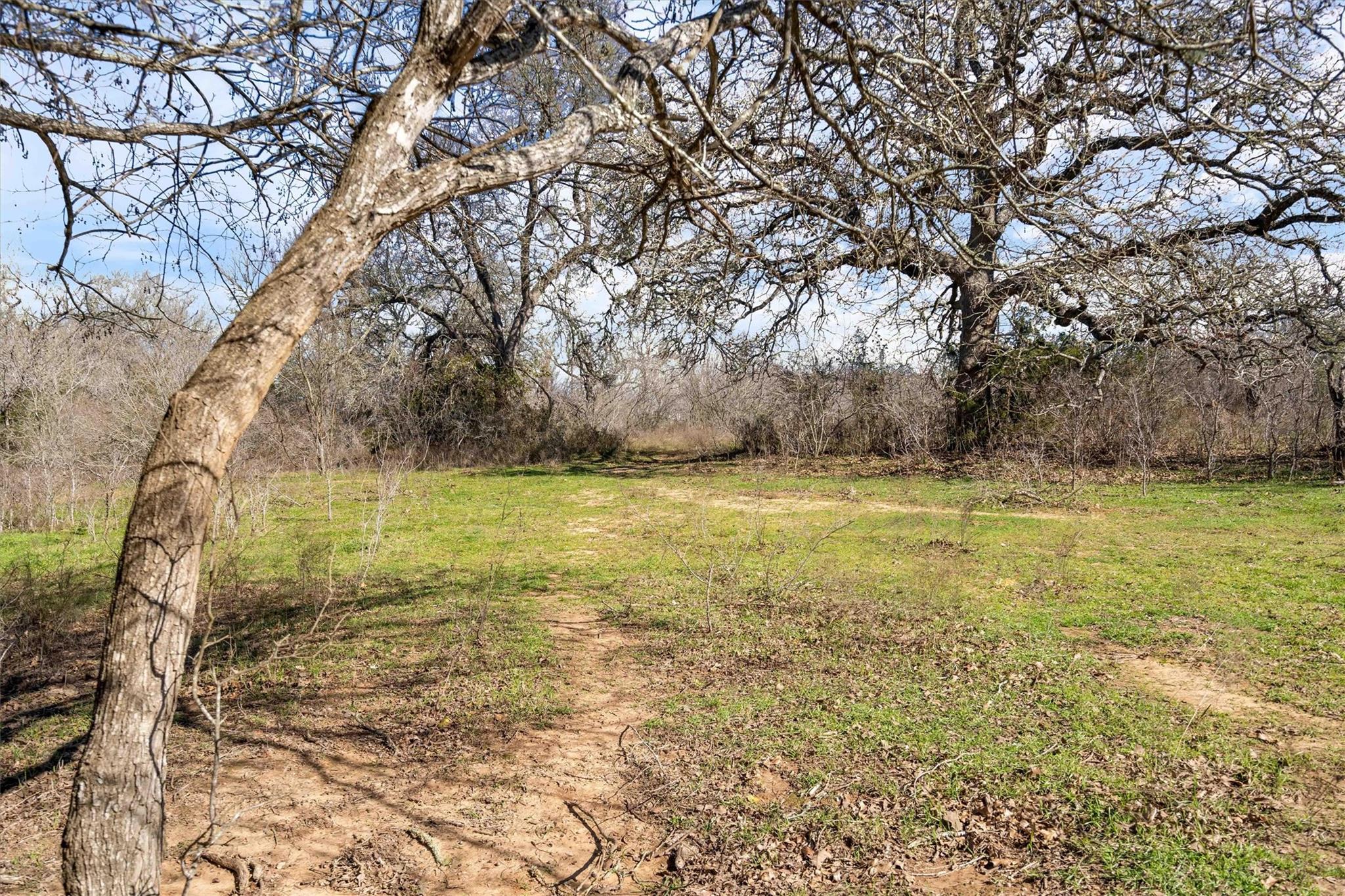 1540 N State Highway 95 Highway