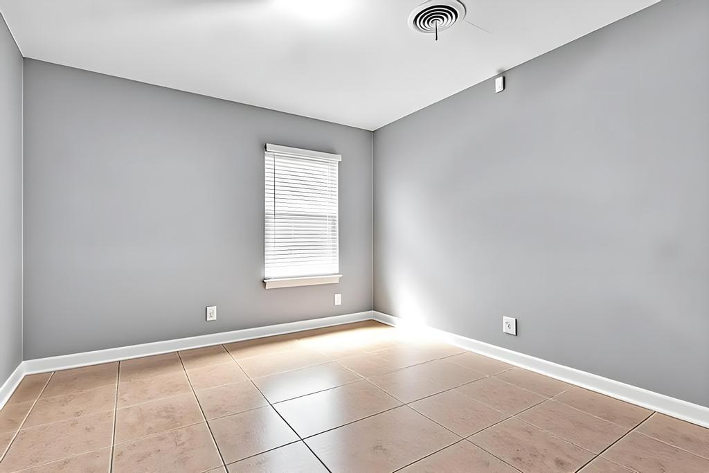 1405 Briarcliff BLVD