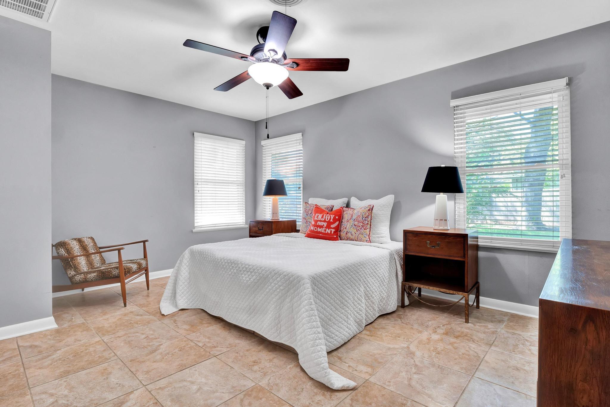 1405 Briarcliff BLVD