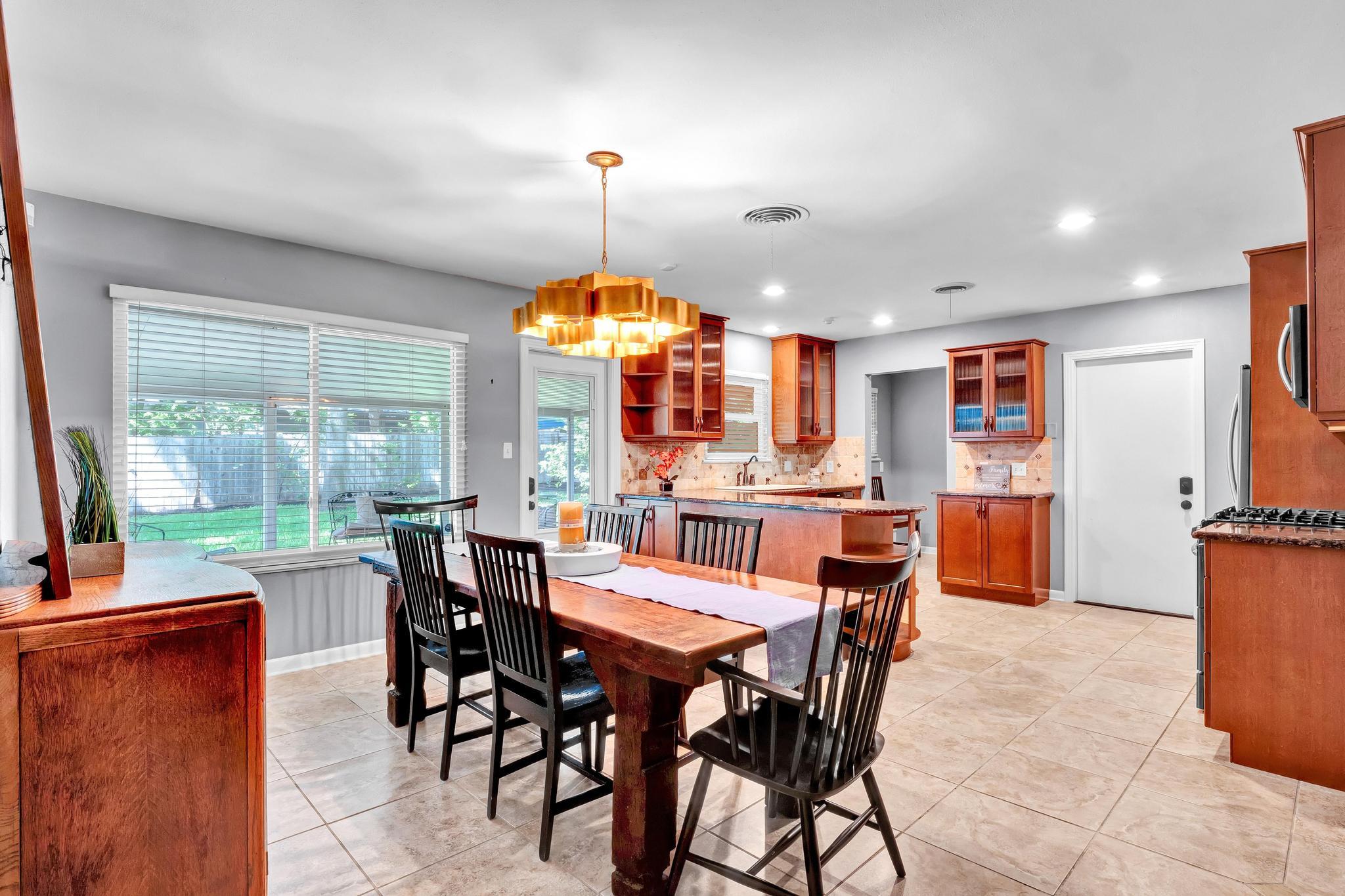 1405 Briarcliff BLVD