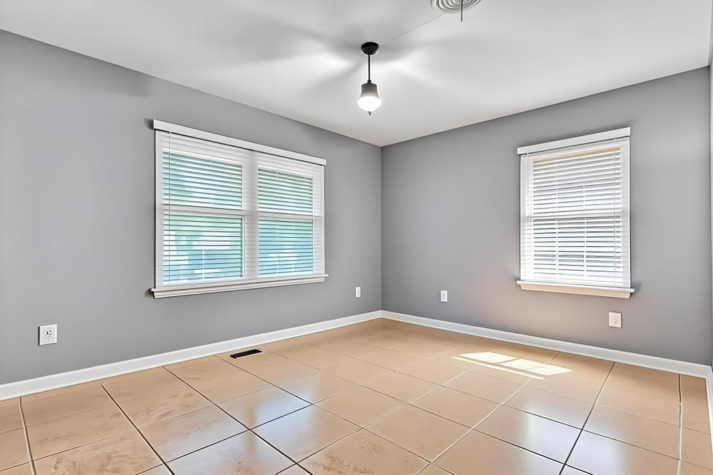 1405 Briarcliff BLVD