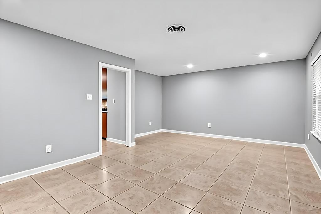 1405 Briarcliff BLVD