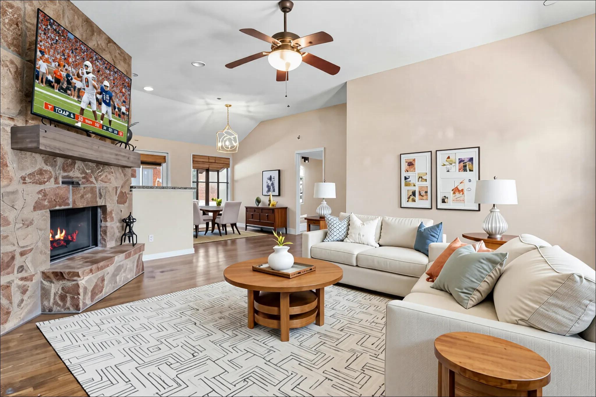 10213 Thomas Lane