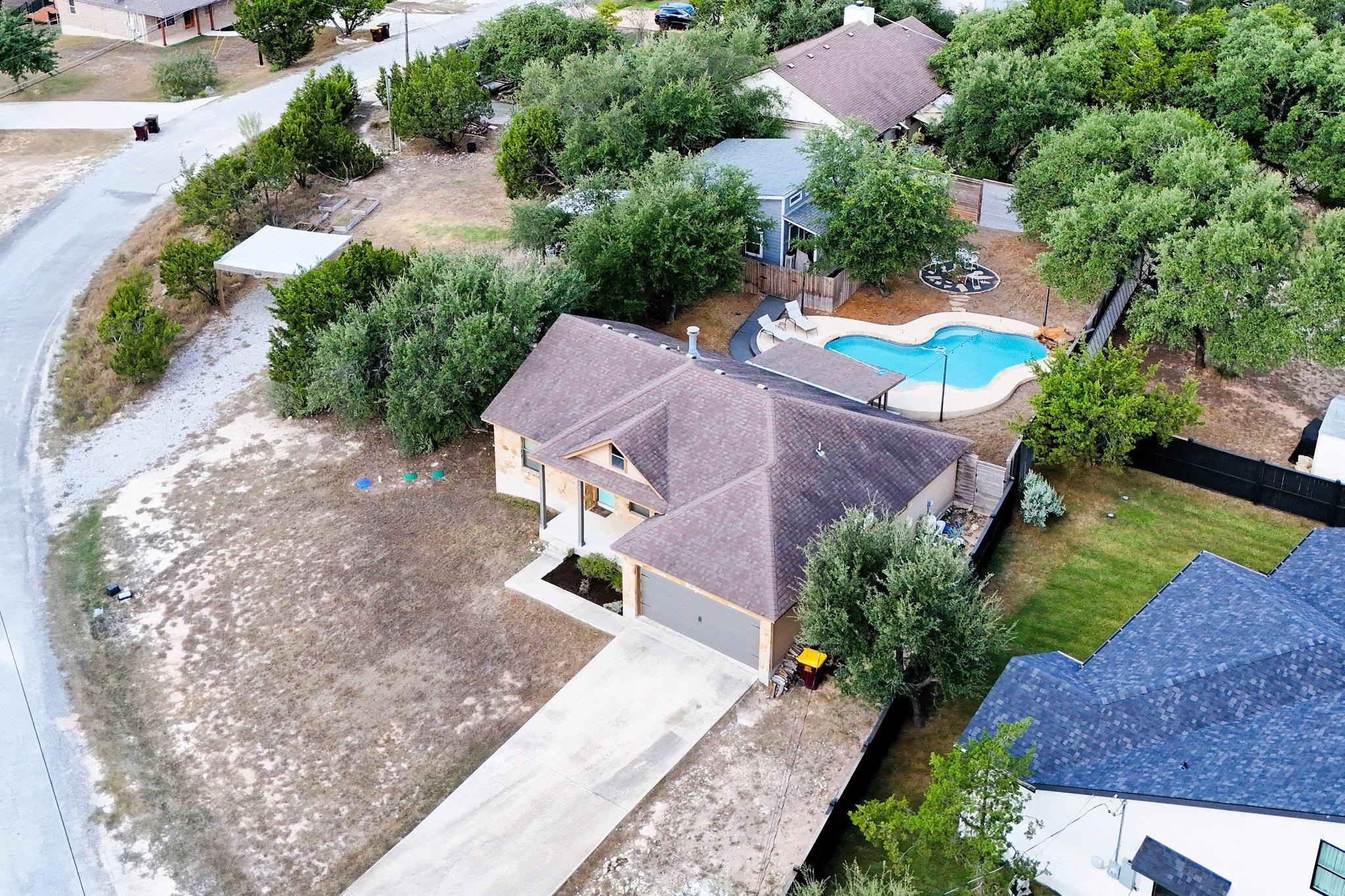 10213 Thomas Lane