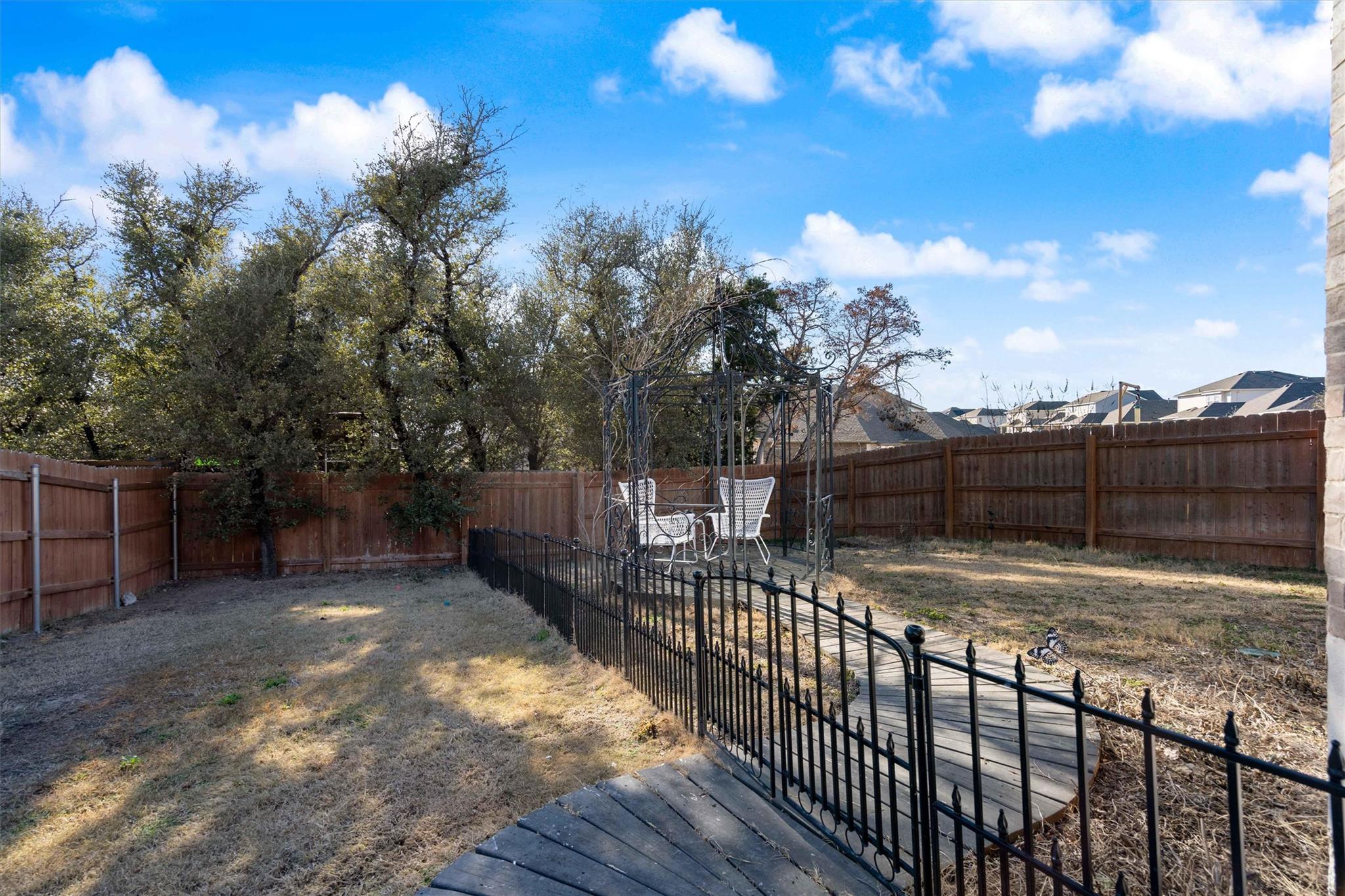 8008 Prairie Rye DR