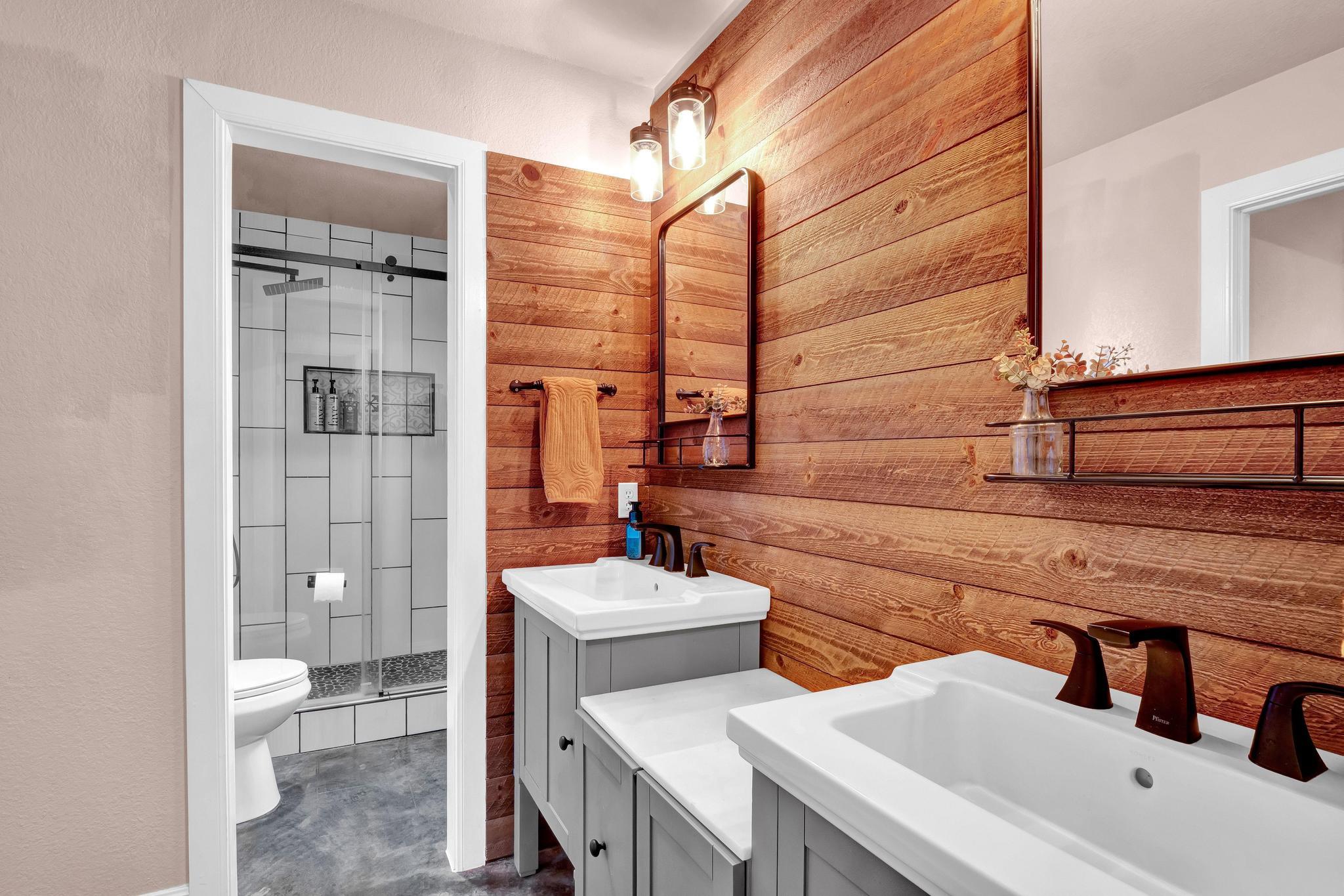 10270 Twin Lake Loop LOOP