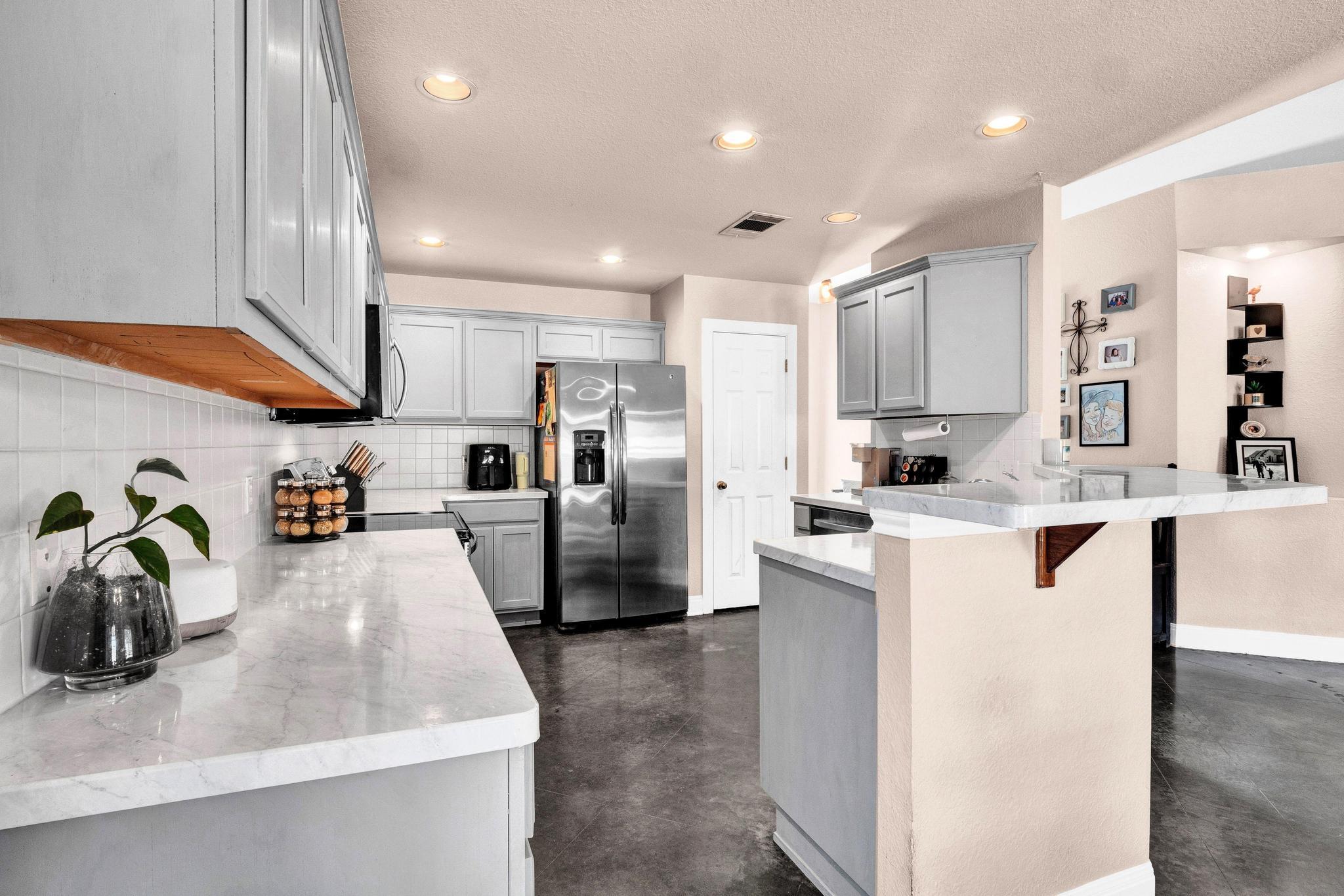 10270 Twin Lake Loop LOOP