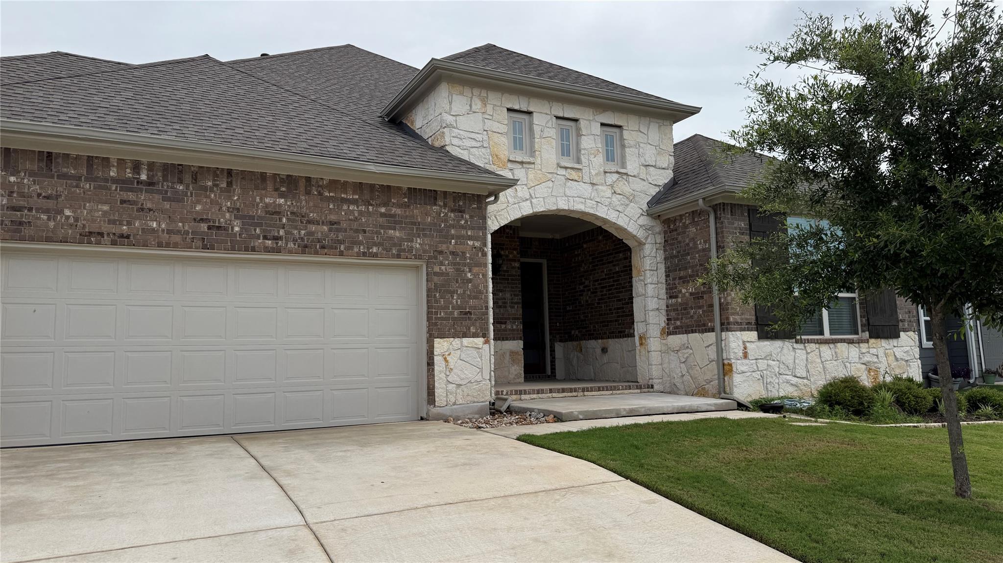 352 Olympic Park DR