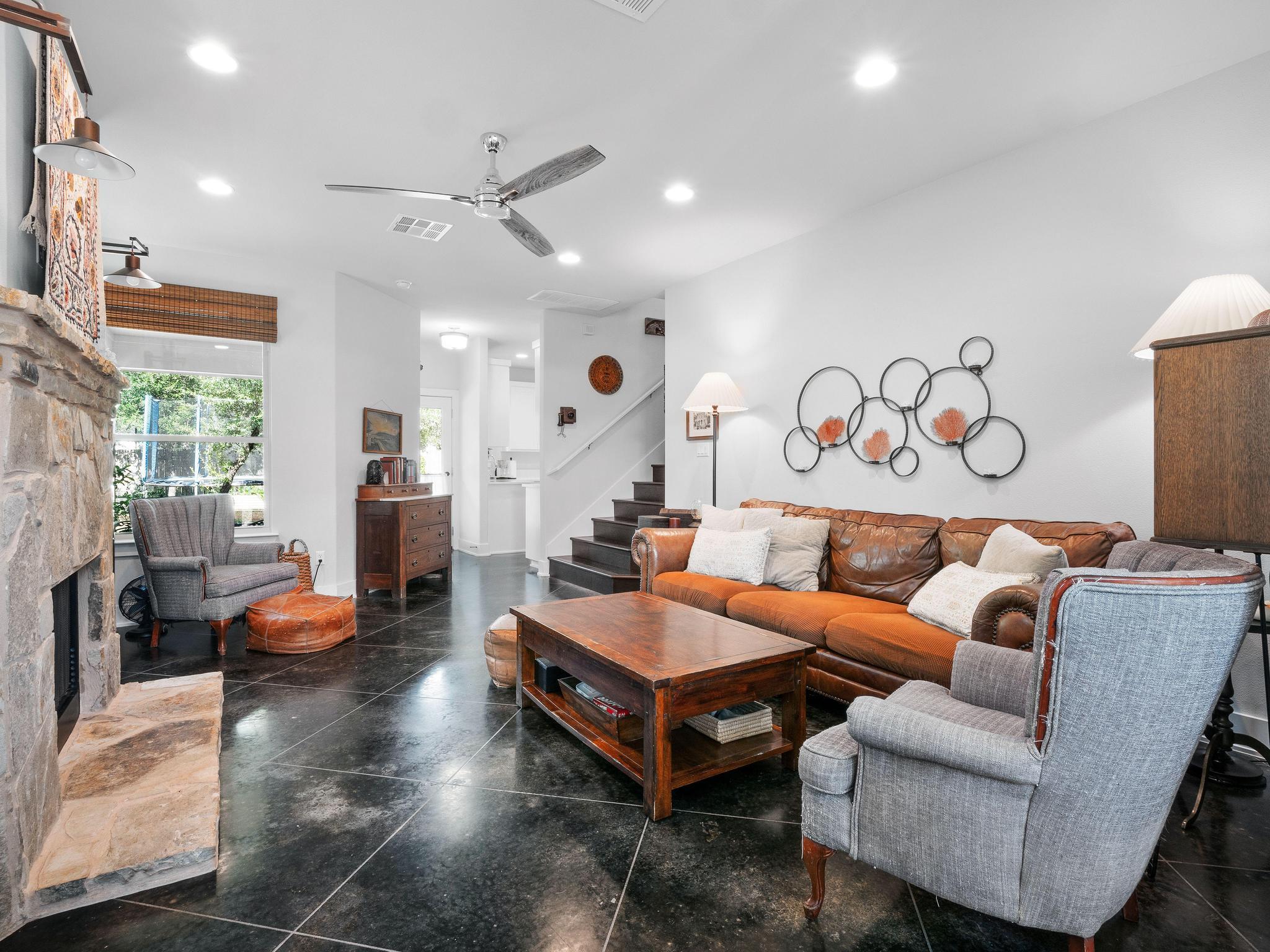 10103 Twin Lake LOOP