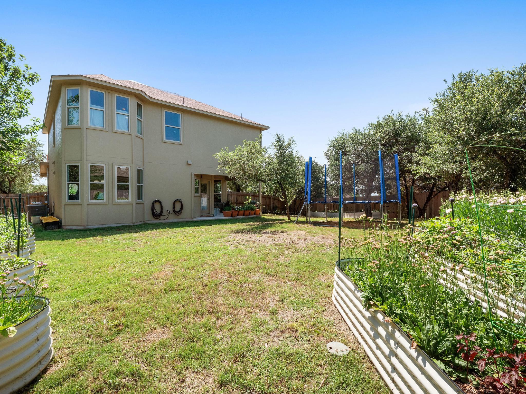 10103 Twin Lake LOOP