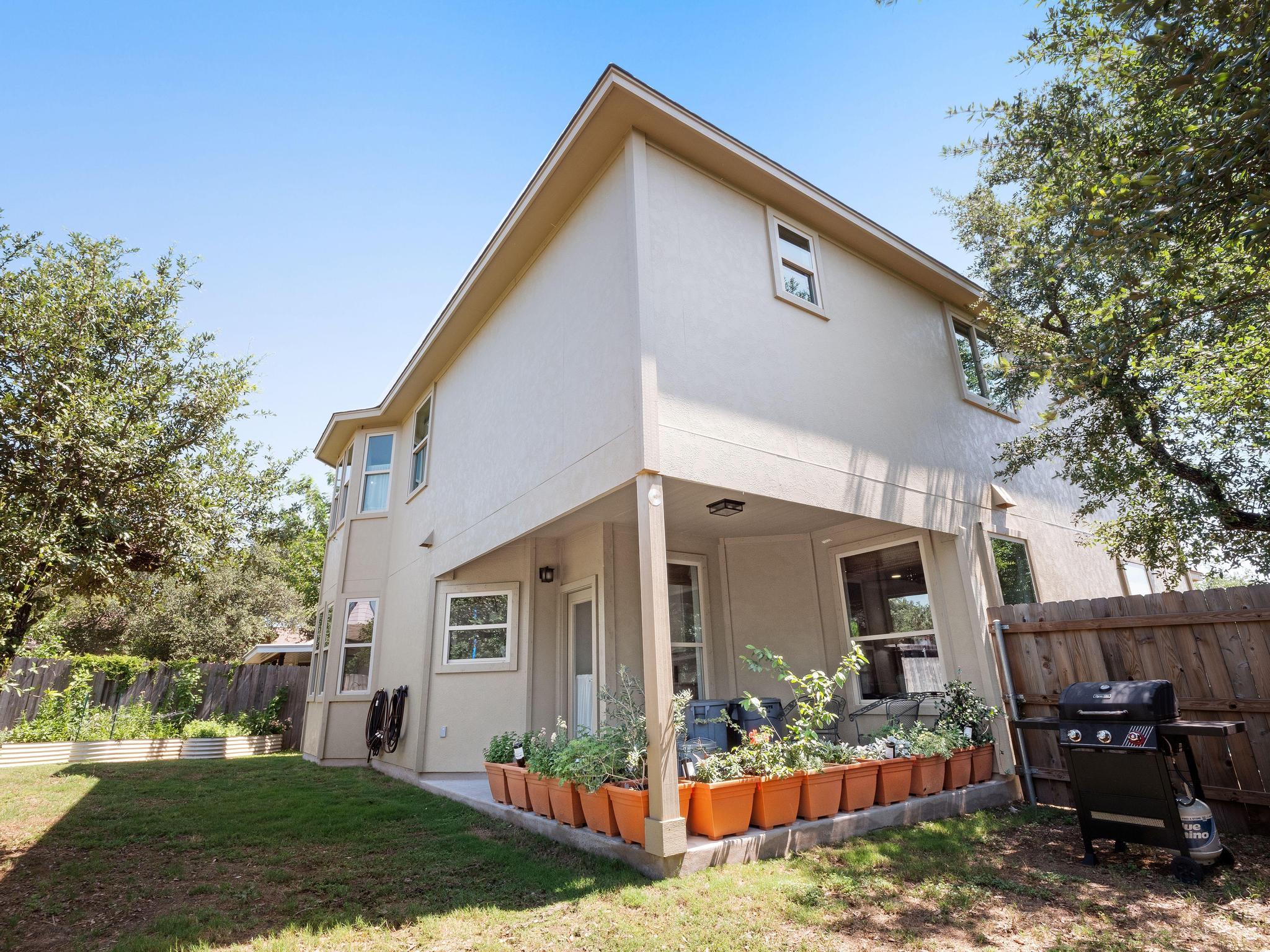 10103 Twin Lake LOOP