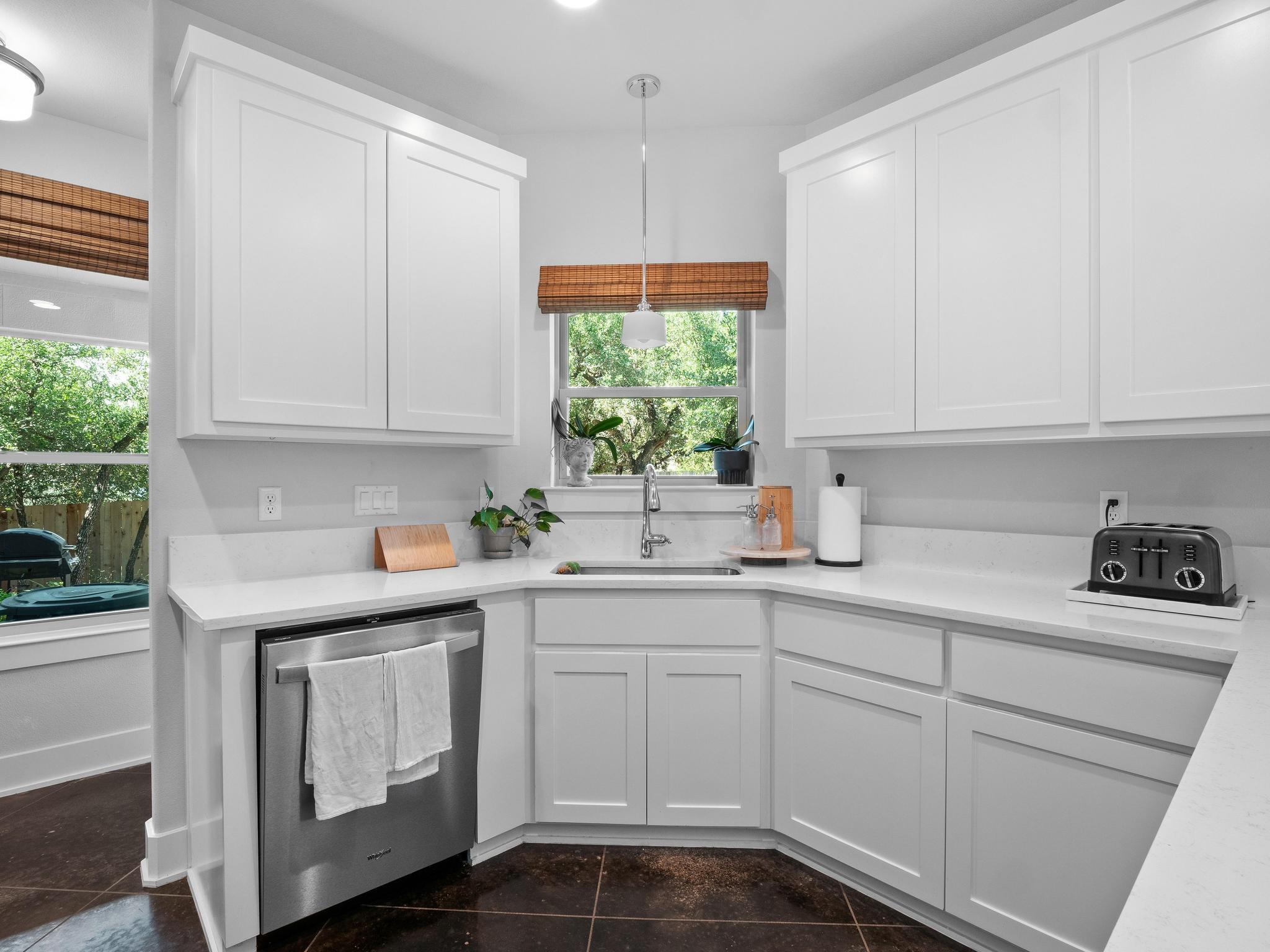 10103 Twin Lake LOOP