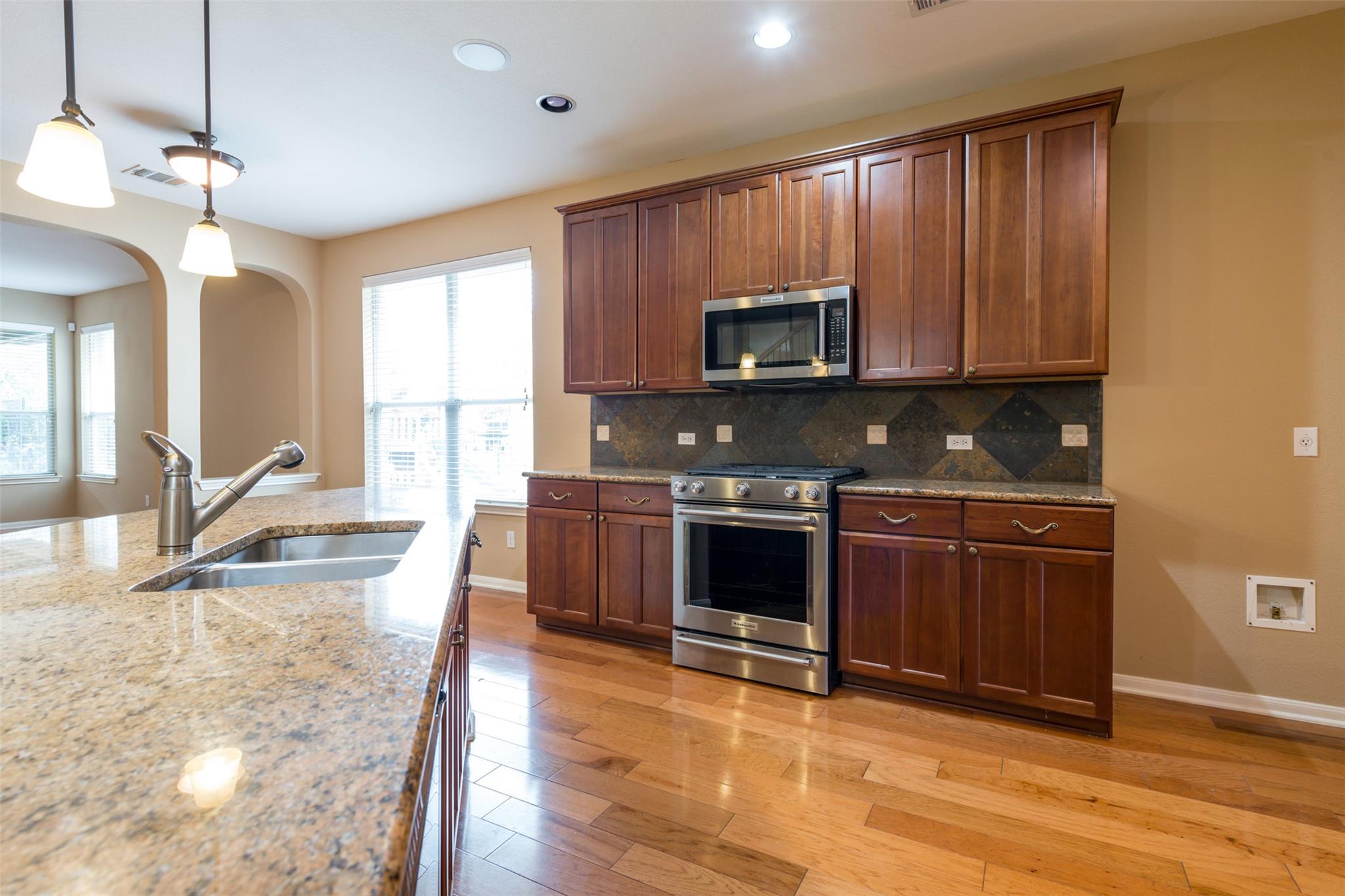 14305 Broadwinged Hawk DR